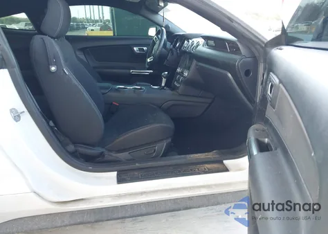 2022 Ford Mustang Ecoboost z USA, uszkodzony, nr VIN 1FA6P8TH6N5147185